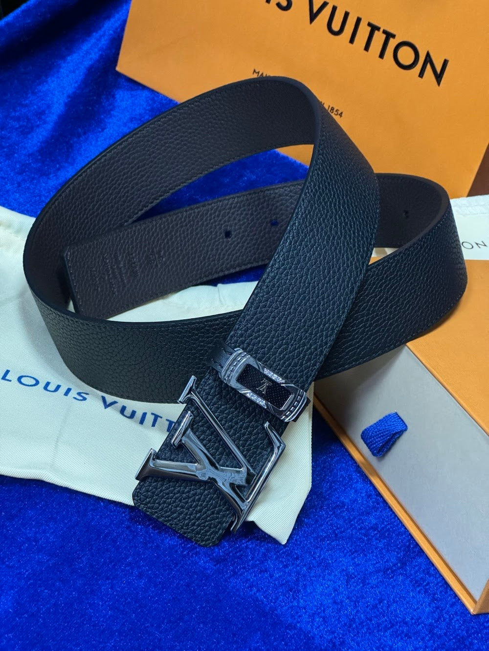 Dragons Bags ln Luxury Belt --100446