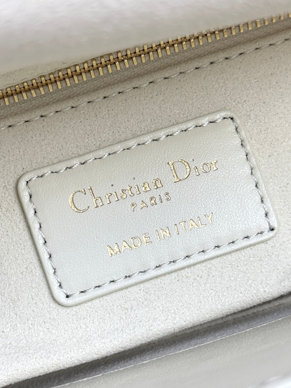 Dragons BagsDiorn Luxury Bag --114950