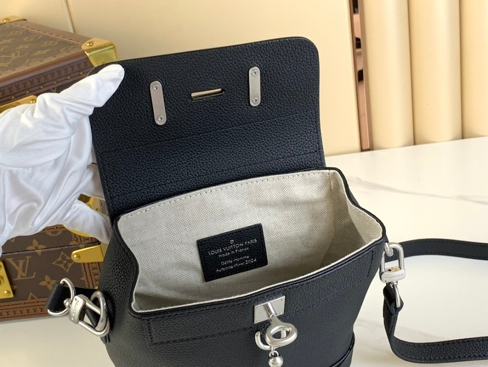 Dragons Bags ln Luxury Bag --69327