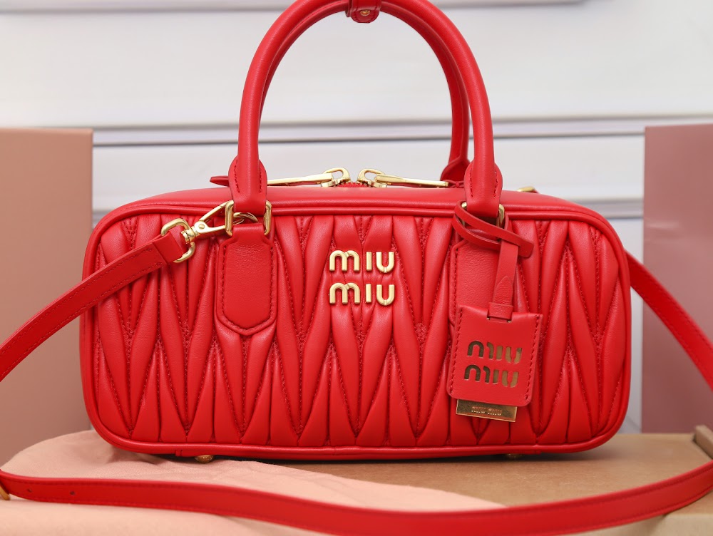 Dragons Bags Miun Miun Luxury Bag --123062