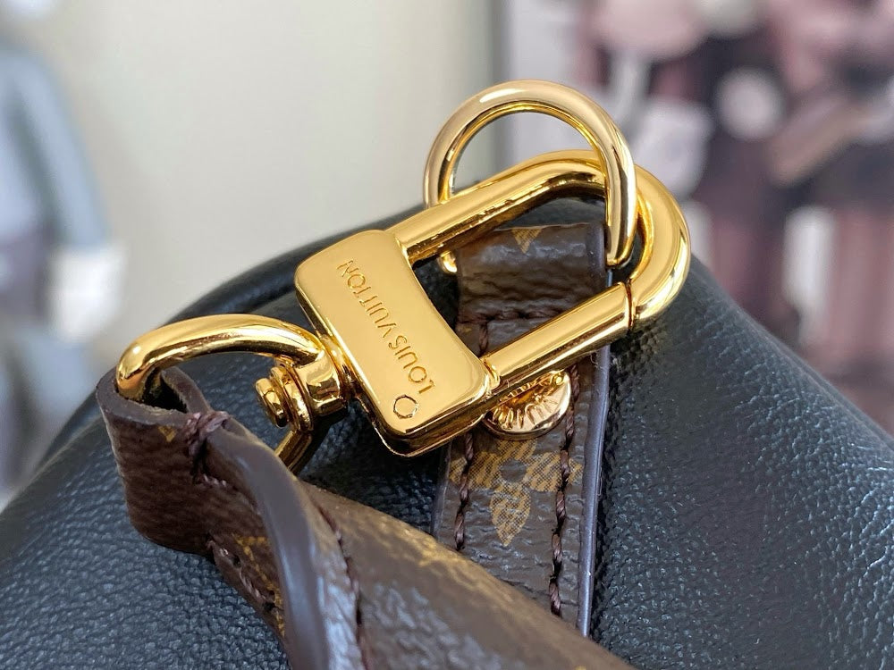 Dragons Bags ln Luxury Bag --81779