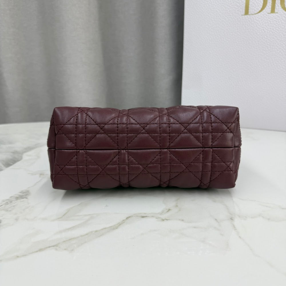 Dragons BagsDiorn Luxury Bag --116108