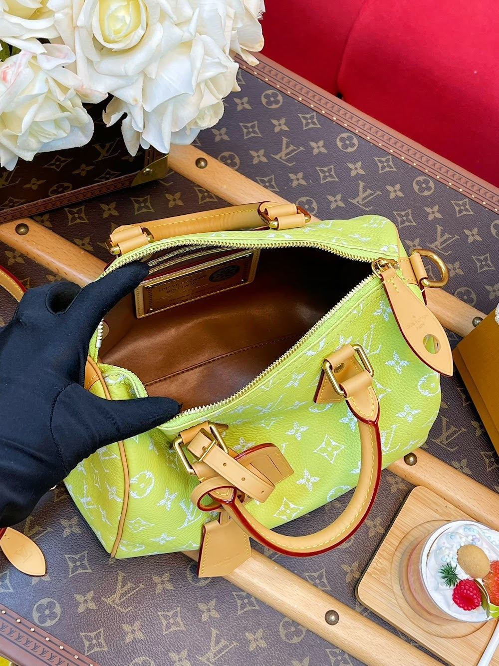 Dragons Bags ln Luxury Bag --97399