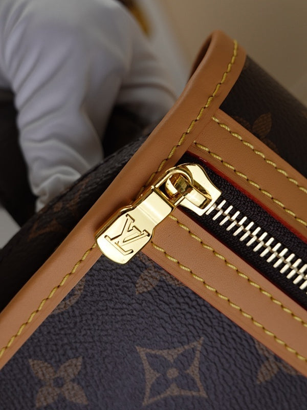 Dragons Bags ln Luxury Bag --67590