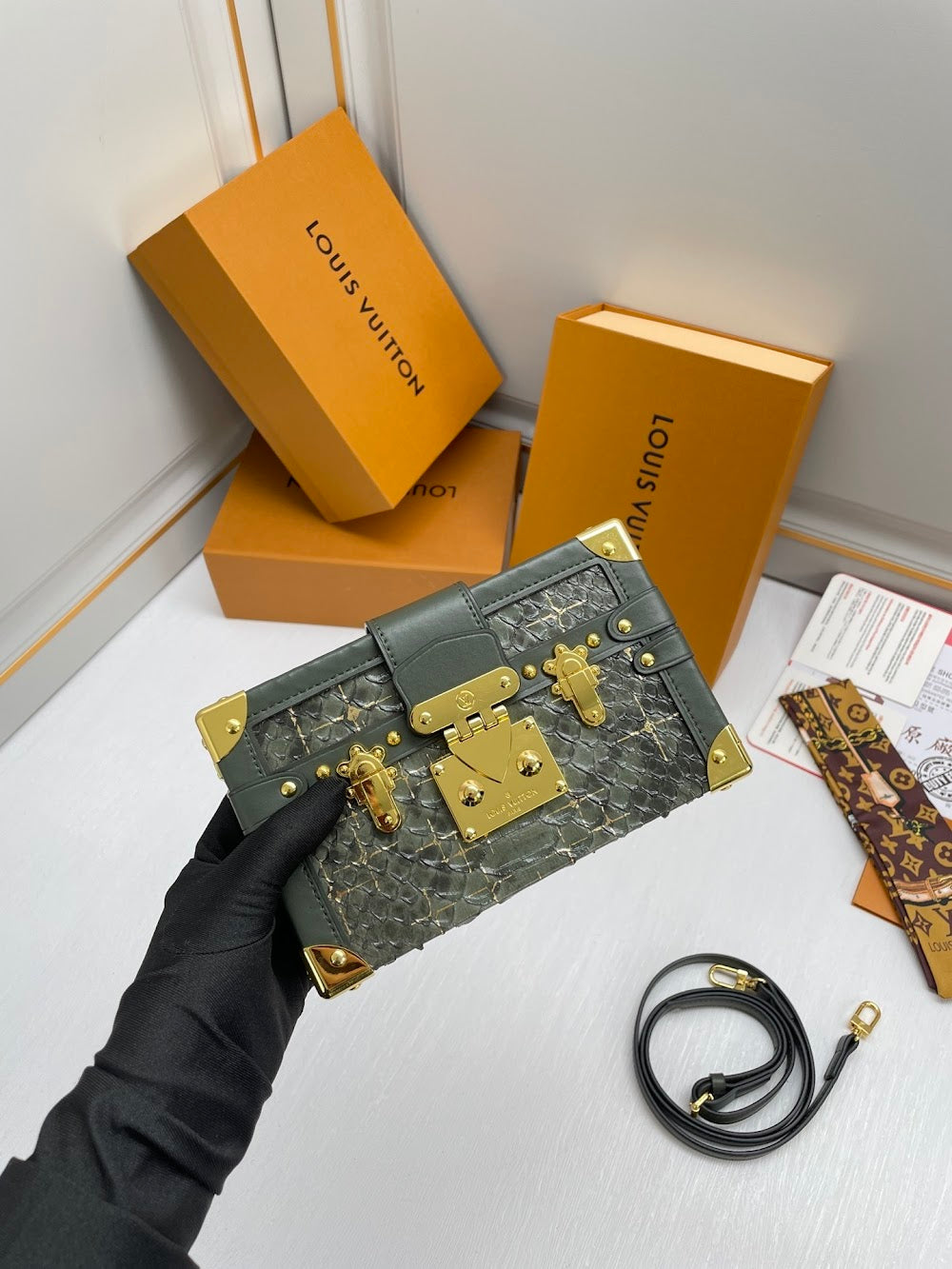 Dragons Bags ln Luxury Bag --77776