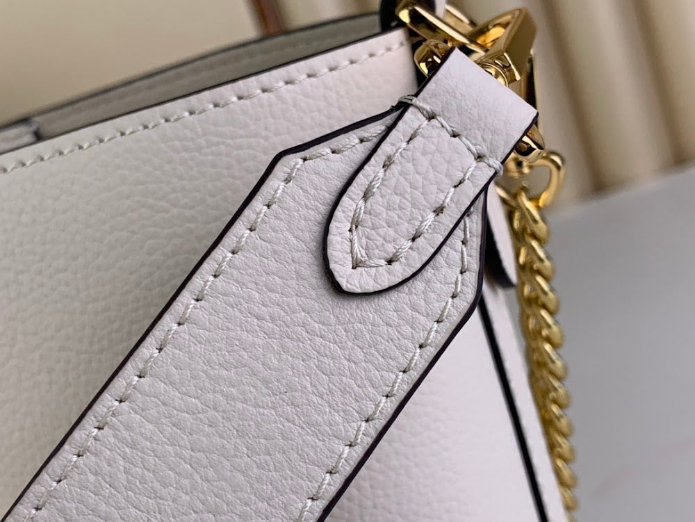 Dragons Bags ln Luxury Bag --63116
