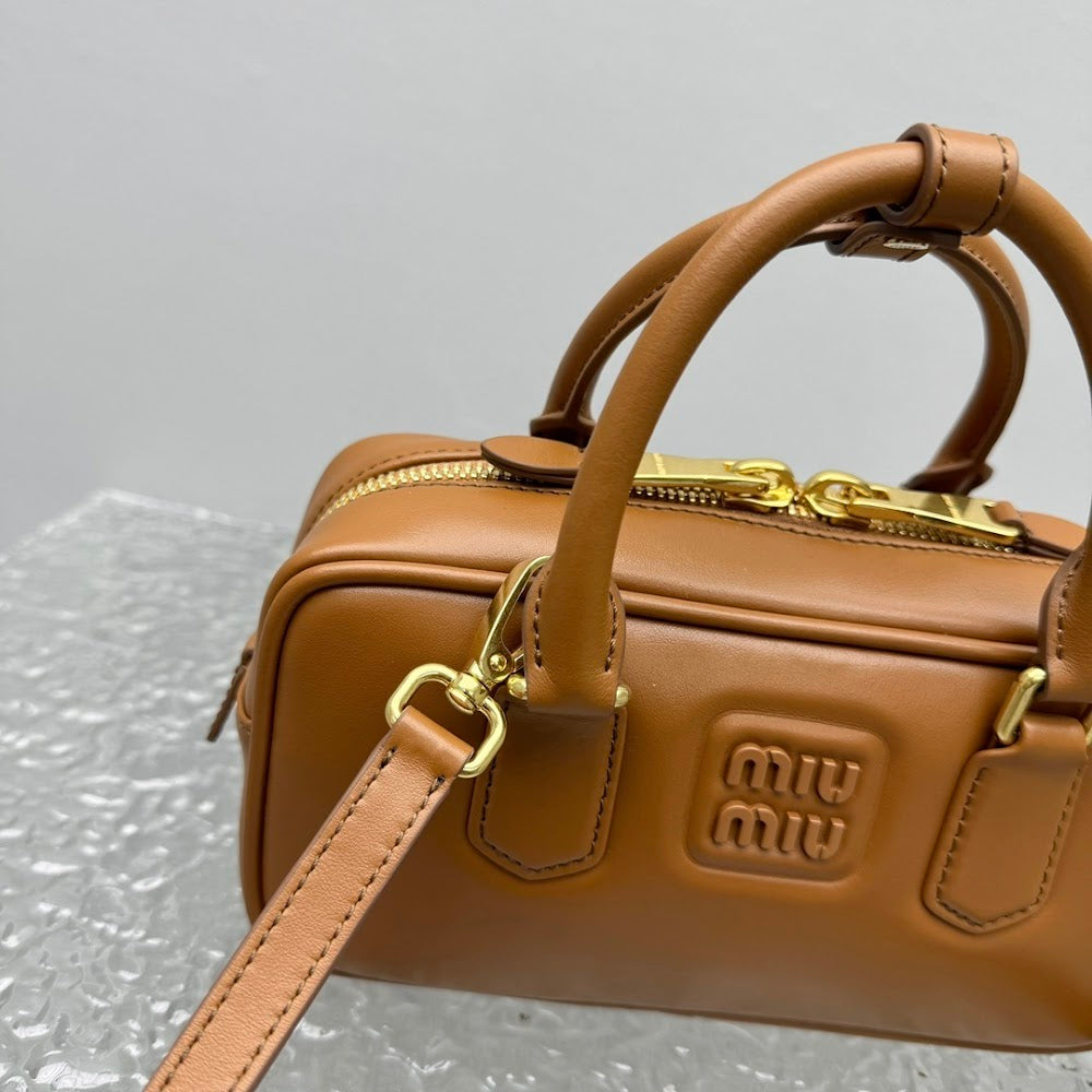 Dragons Bags Miun Miun Luxury Bag --123461
