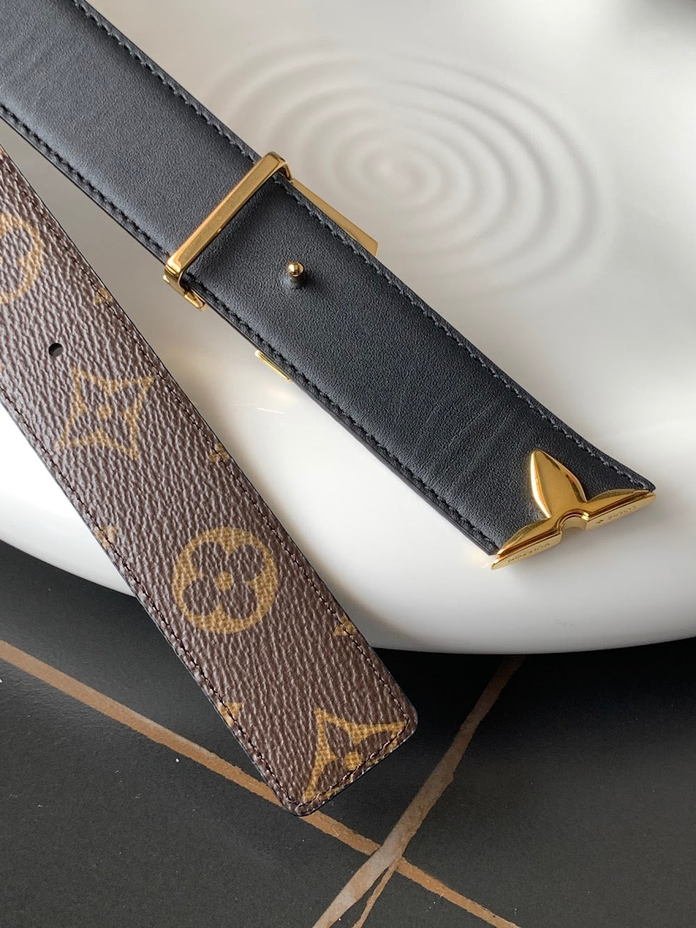 Dragons Bags ln Luxury Belt --101154