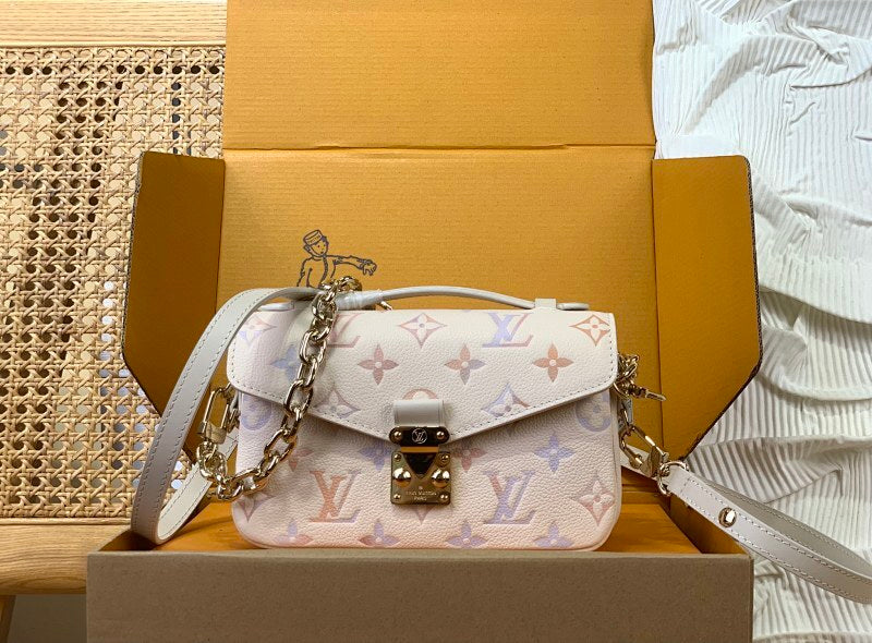 Dragons Bags ln Luxury Bag --62802