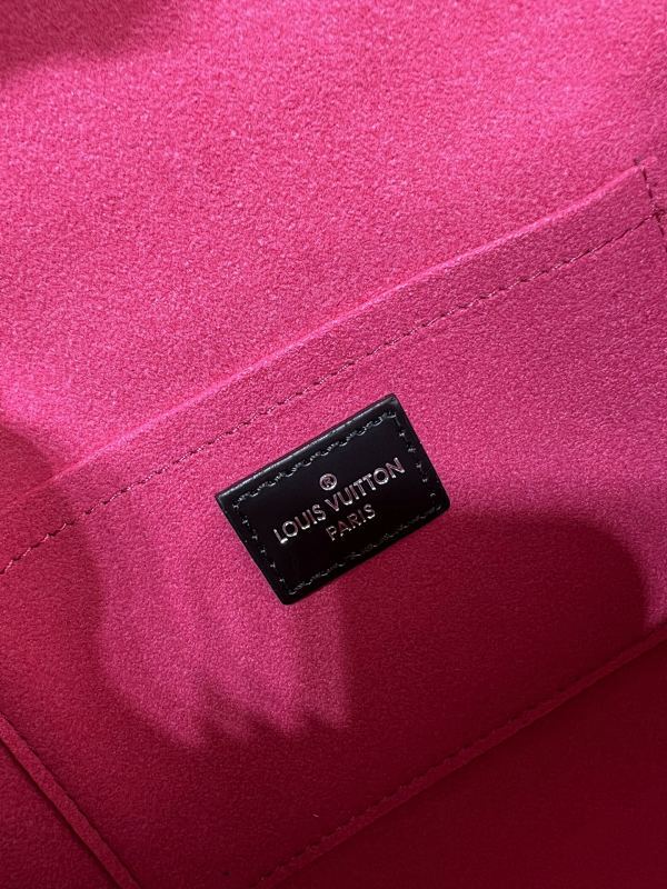 Dragons Bags ln Luxury Bag --60742