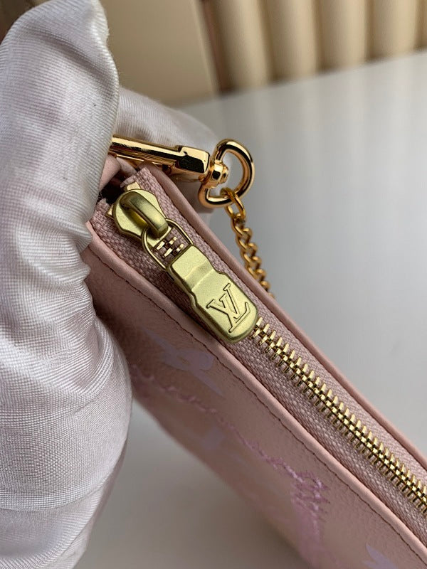 Dragons Bags ln Luxury Bag --67298