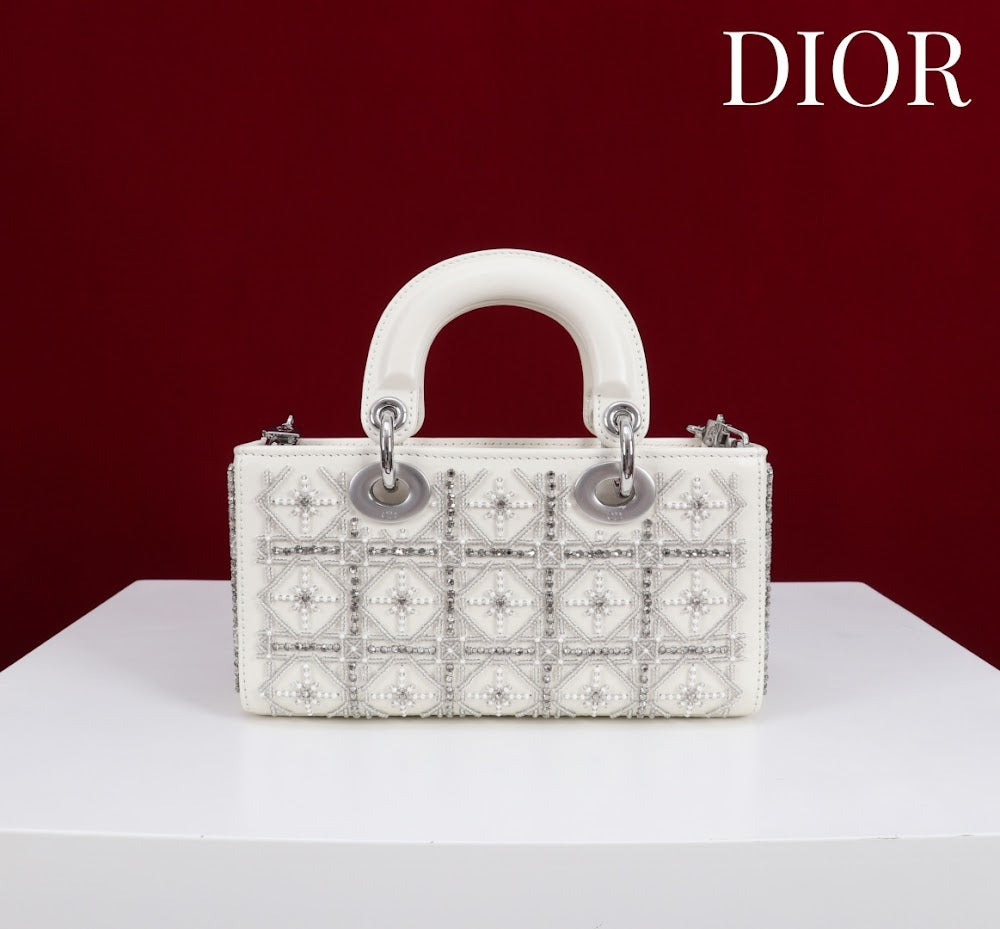 Dragons BagsDiorn Luxury Bag --114700