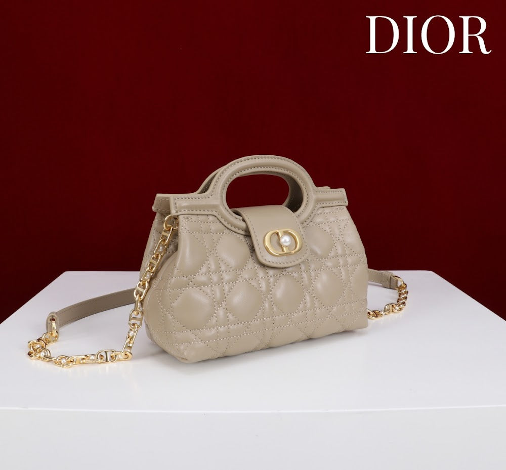 Dragons BagsDiorn Luxury Bag --114562