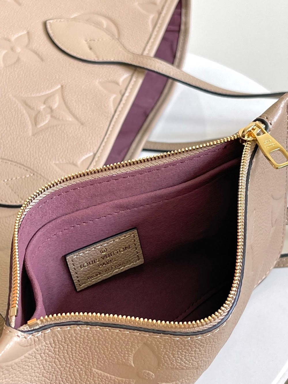 Dragons Bags ln Luxury Bag --81884