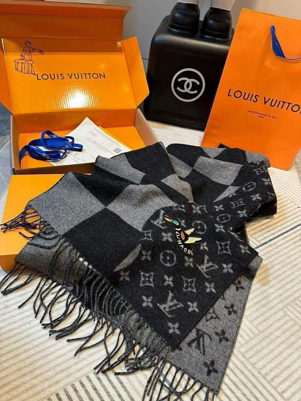 Dragons Bags Premium Designer Scarf --99485