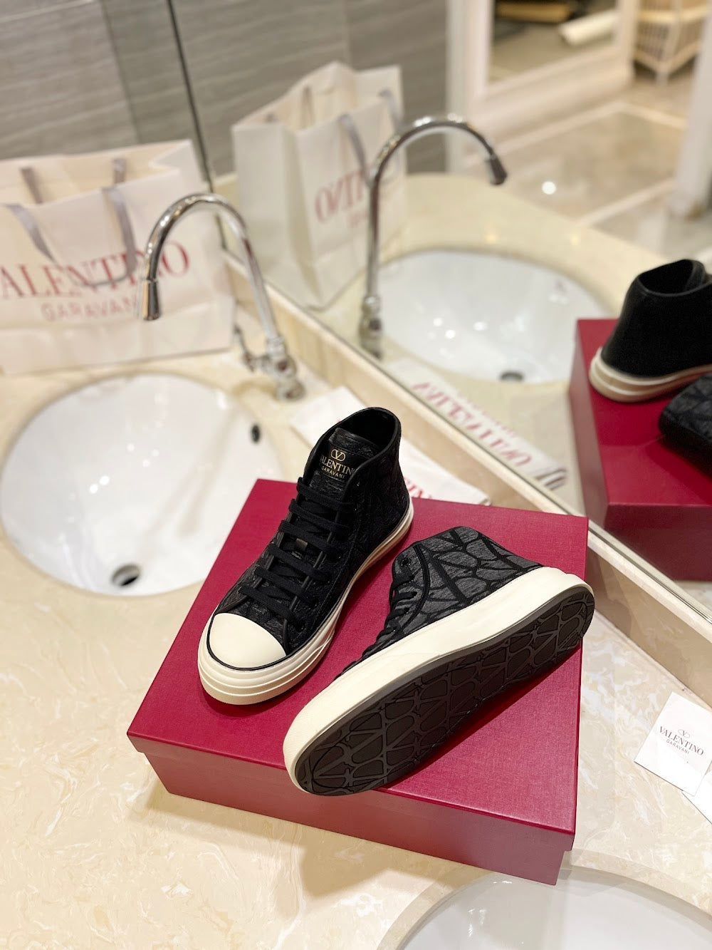Dragons Bags Valentino Luxury Shoes --52568