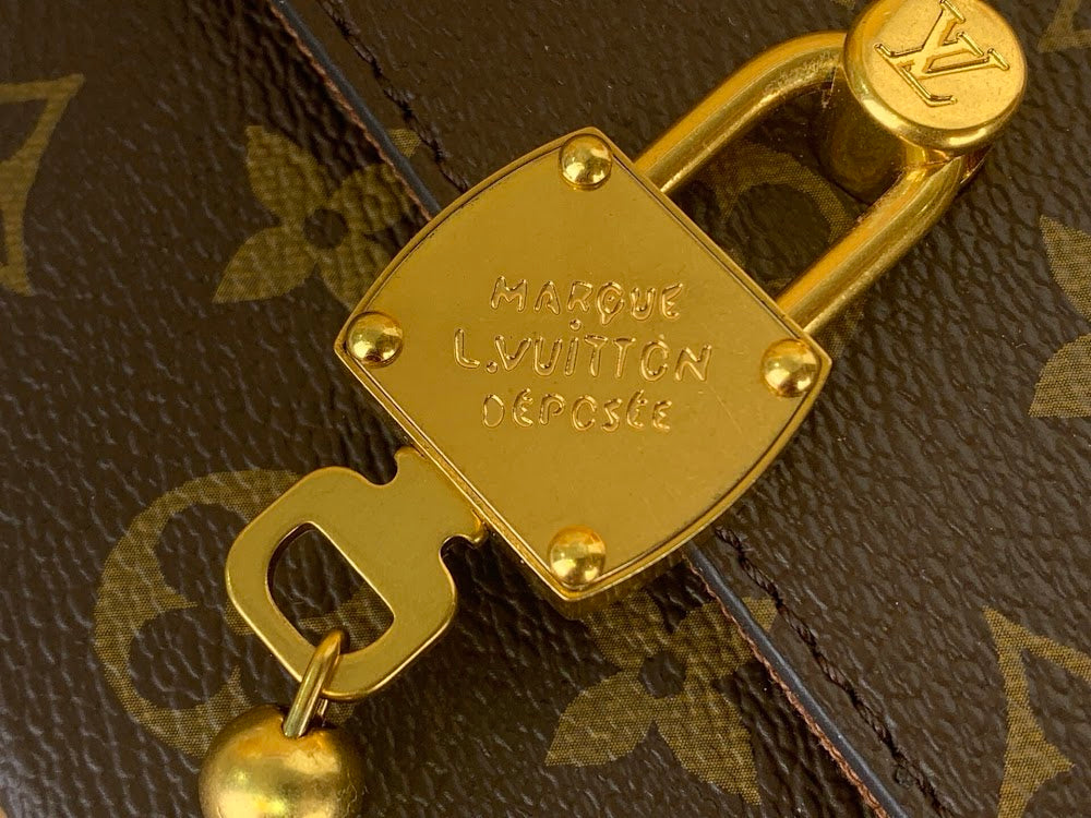 Dragons Bags ln Luxury Bag --97604