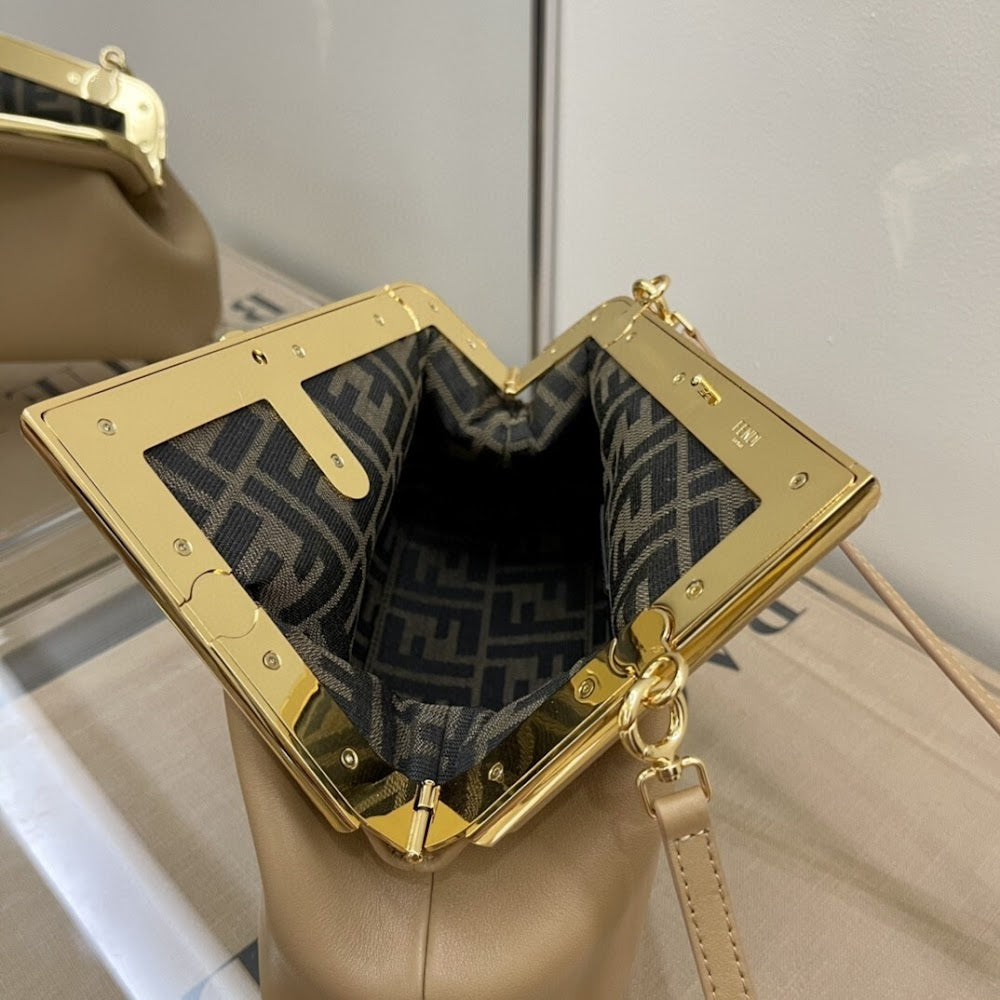 new-designer-premium-bags-nm15250
