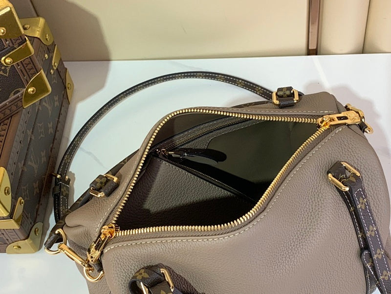 Dragons Bags ln Luxury Bag --69558