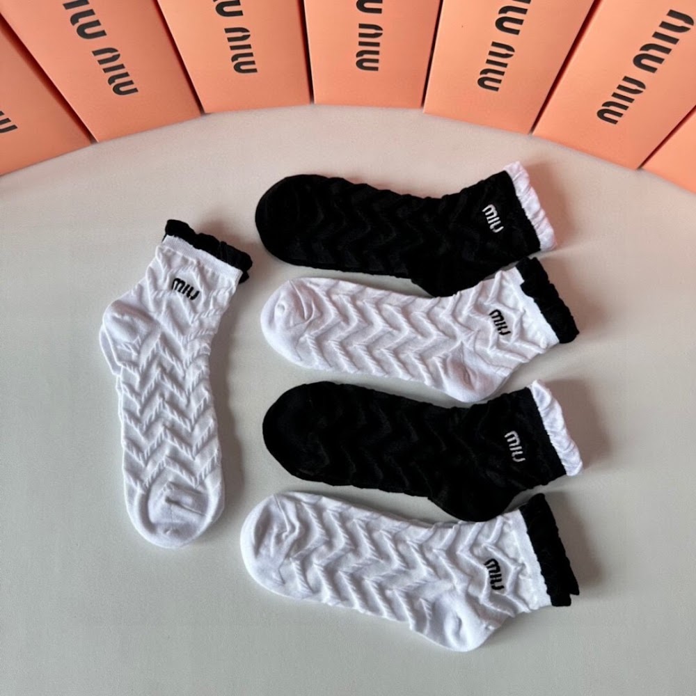 Dragons Bags Premium Luxury Socks --98015