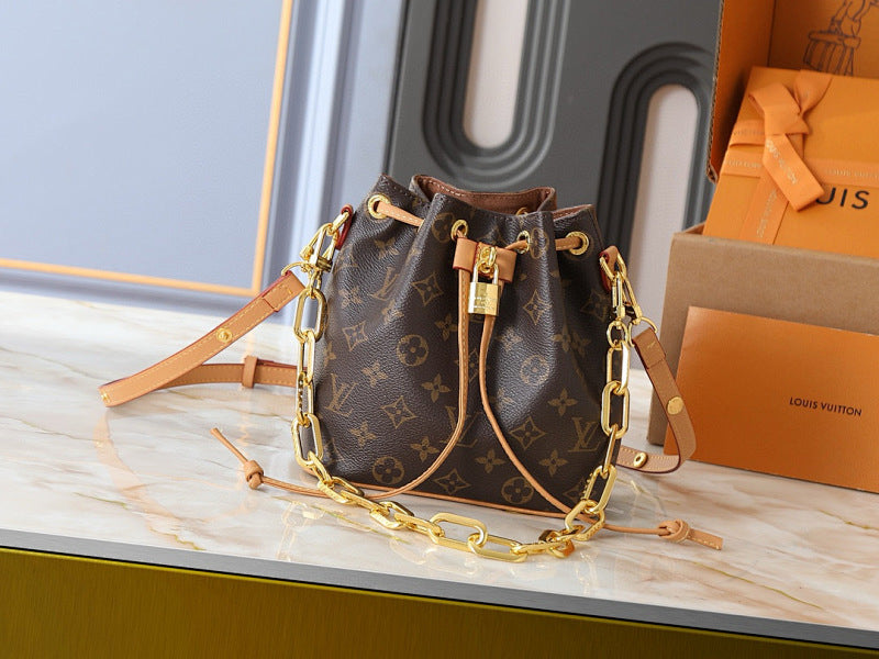 Dragons Bags ln Luxury Bag --81844