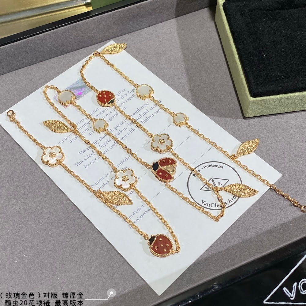 Dragons Bags VCA Luxury Jewelry --51537
