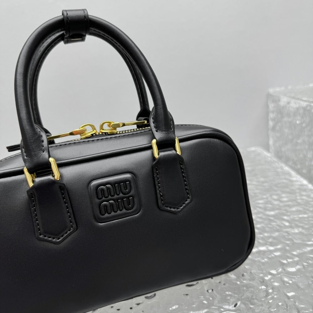 Dragons Bags Miun Miun Luxury Bag --123471