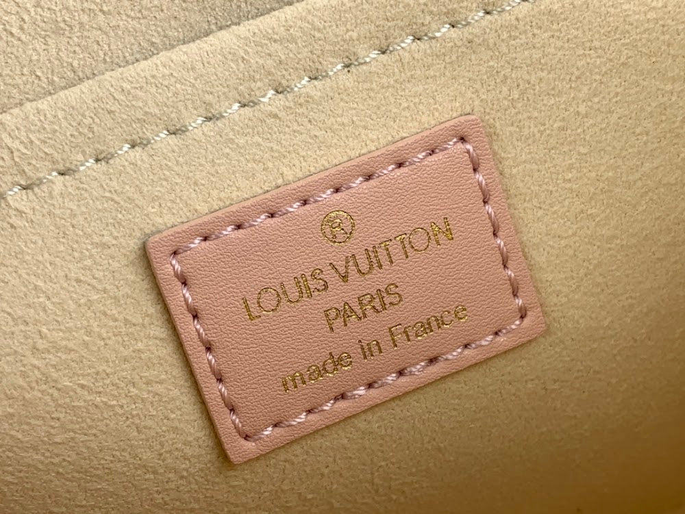 Dragons Bags ln Luxury Bag --68686