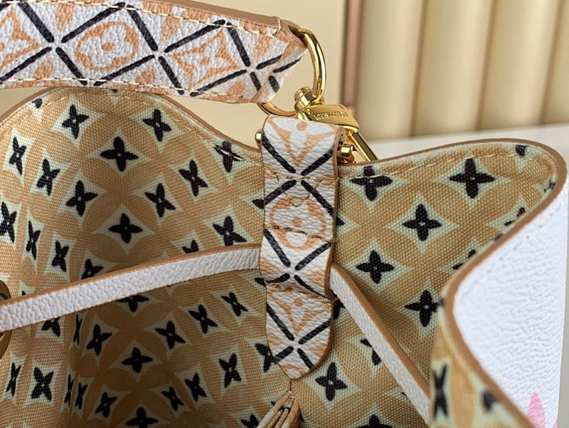 Dragons Bags ln Luxury Bag --68322