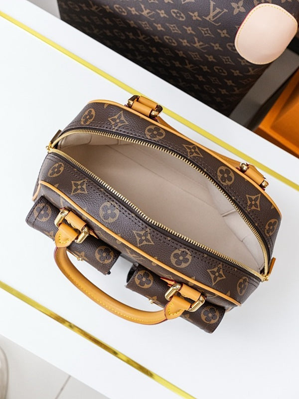 Dragons Bags ln Luxury Bag --81822