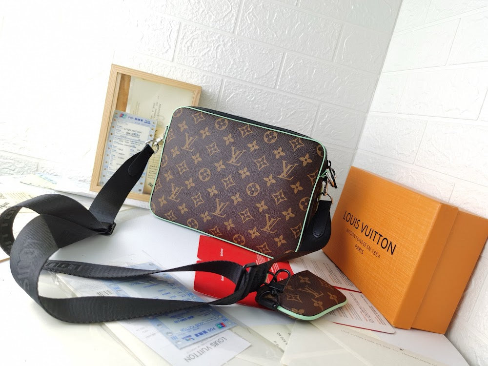 Dragons Bags ln Luxury Bag --70412