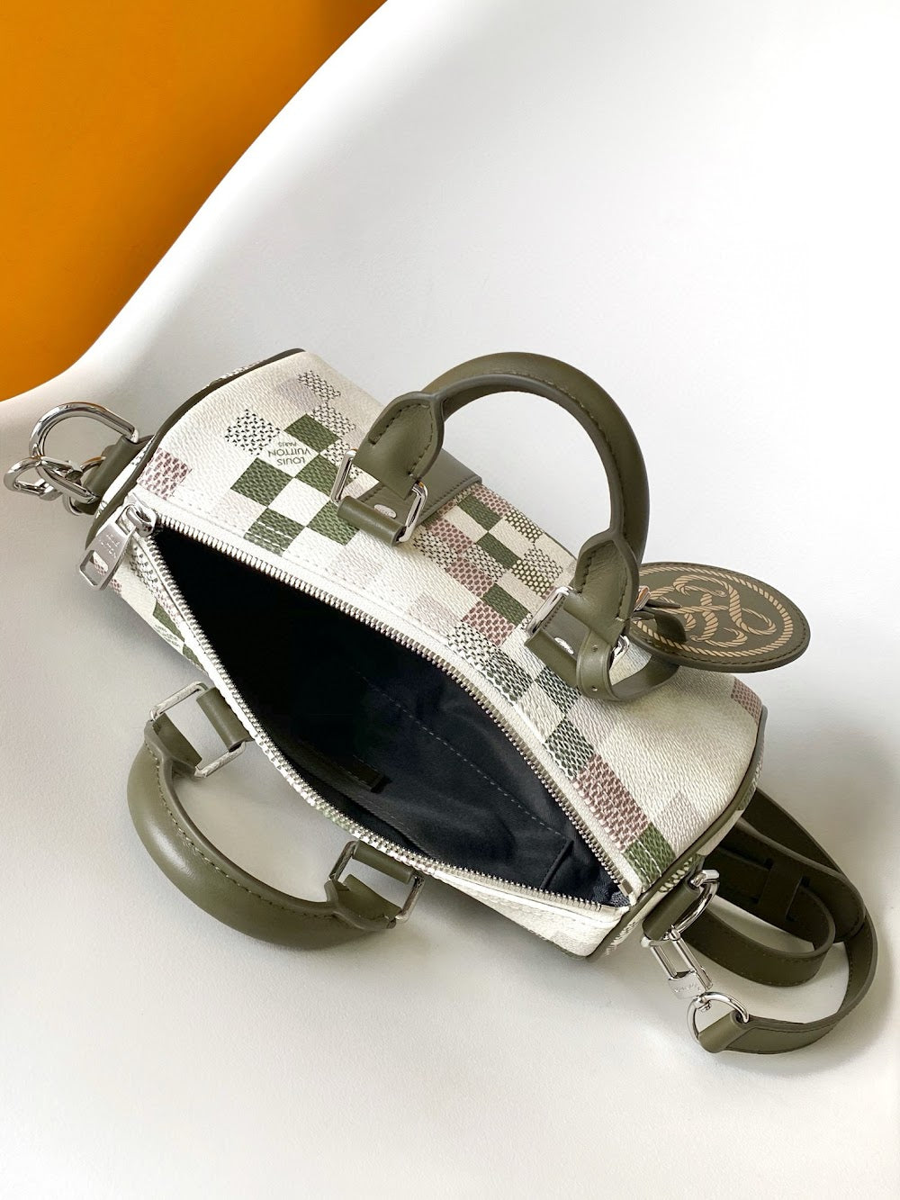 Dragons Bags ln Luxury Bag --71351
