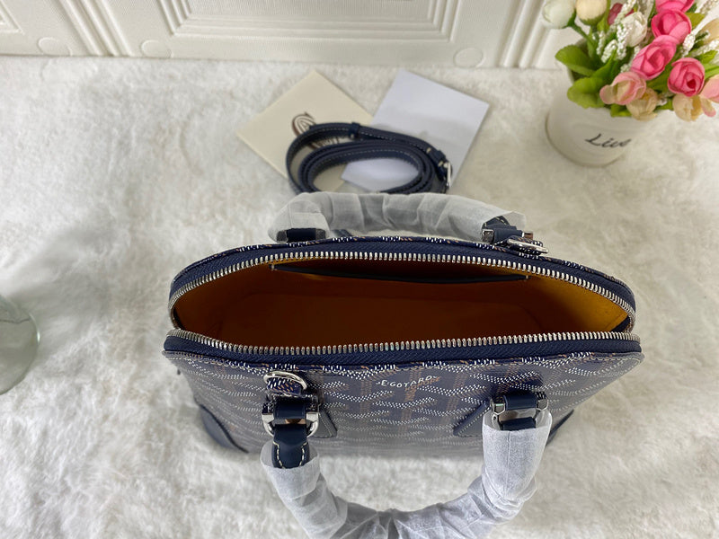 VBS - GOD Bags - 134