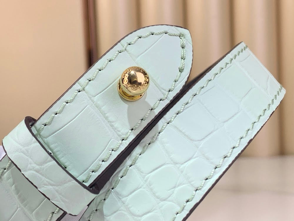 Dragons Bags ln Luxury Bag --96405