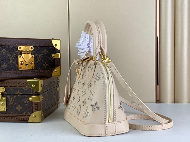 Dragons Bags ln Luxury Bag --61785
