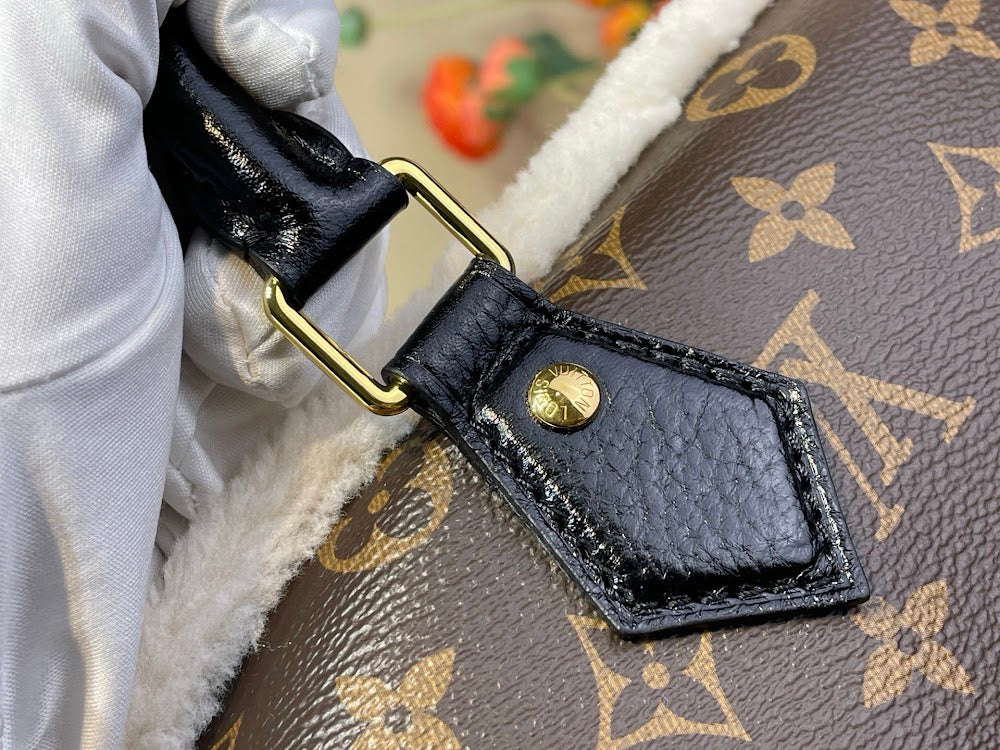 Dragons Bags ln Luxury Bag --97527