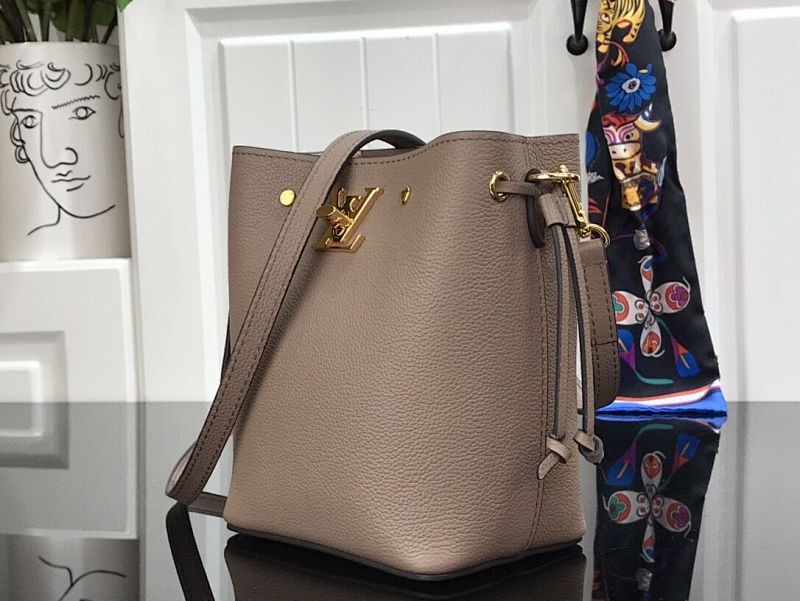 Dragons Bags ln Luxury Bag --59109