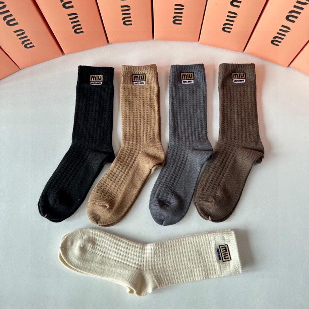 Dragons Bags Premium Luxury Socks --98017