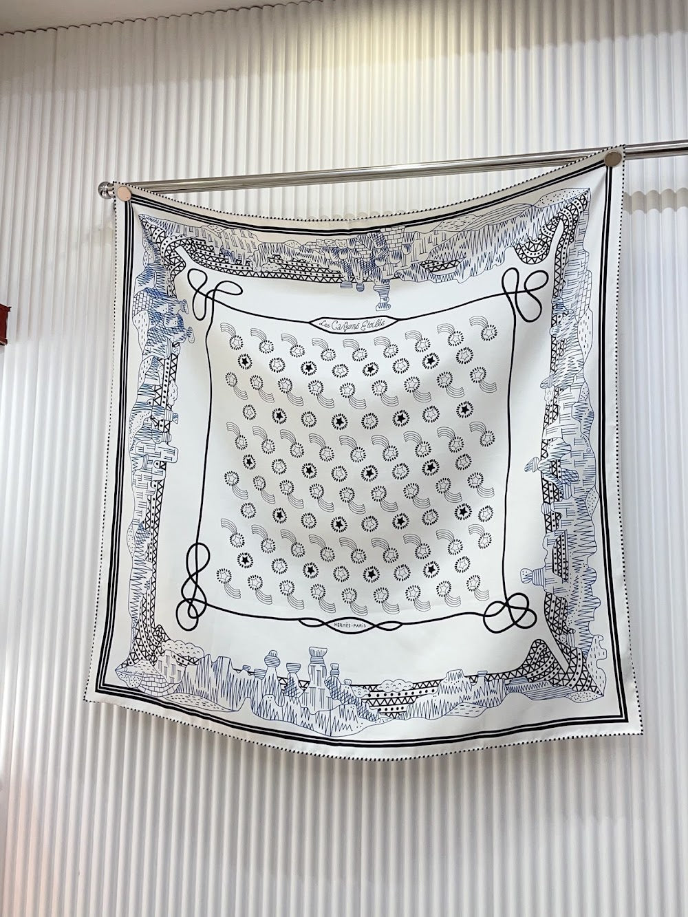 Dragons Bags Premium Designer Scarf --98829