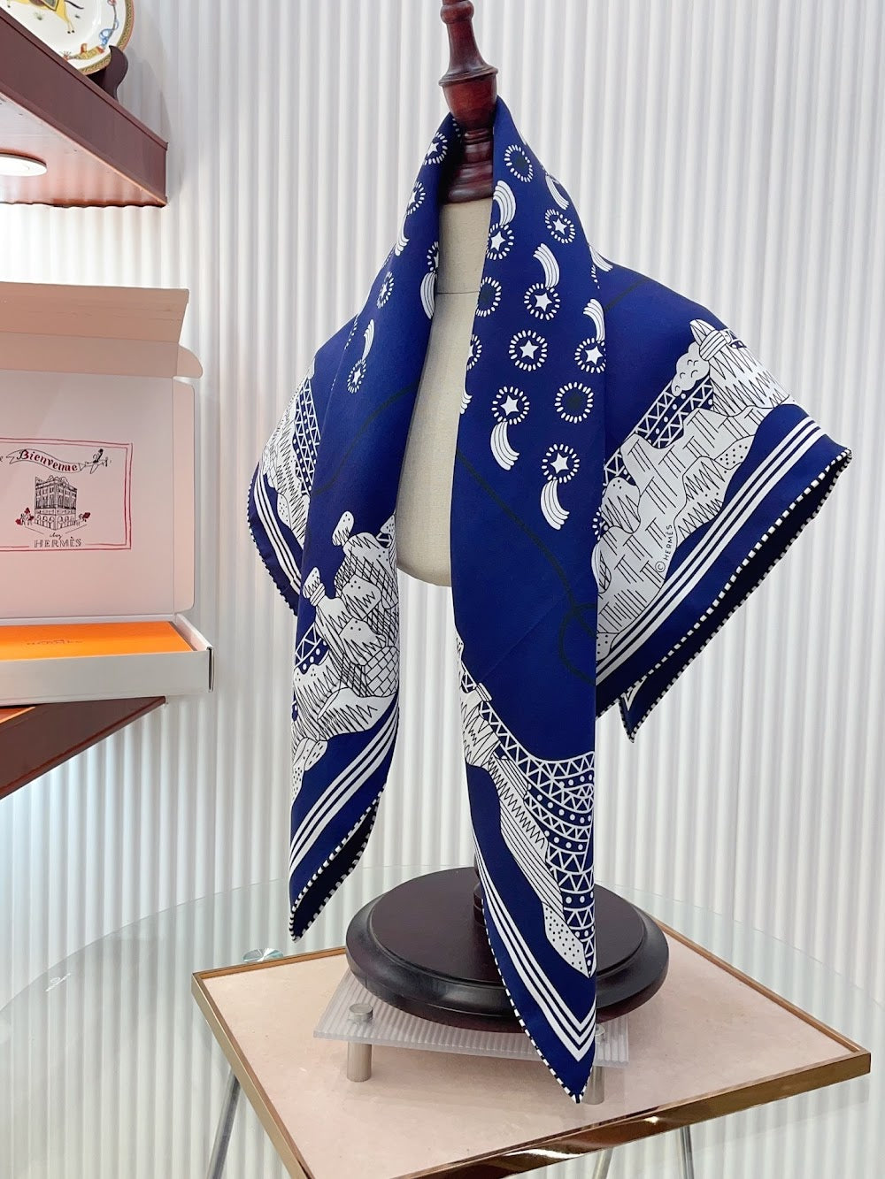 Dragons Bags Premium Designer Scarf --98827