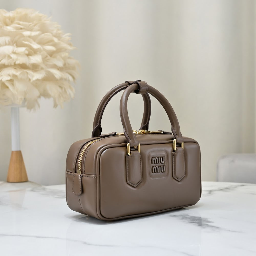 Dragons Bags Miun Miun Luxury Bag --123599