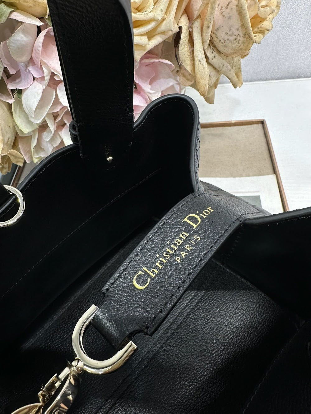 Dragons BagsDiorn Luxury Bag --116127