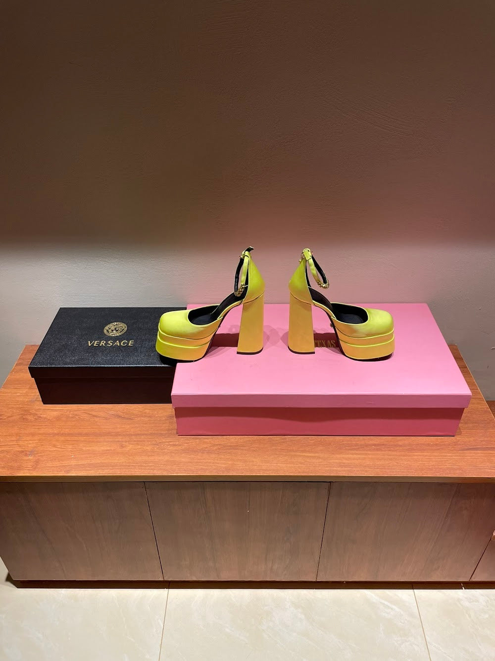 Dragons Bags Versace Luxury Heels --51029