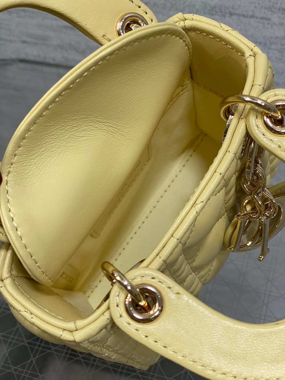Dragons BagsDiorn Luxury Bag --114981