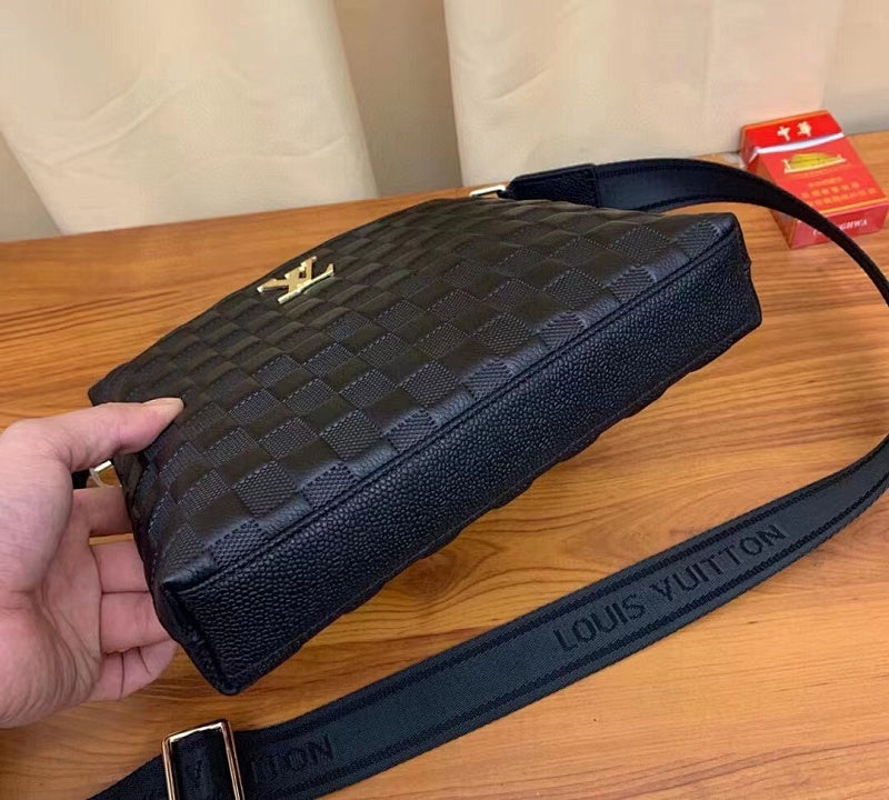 Dragons Bags ln Luxury Bag --70106