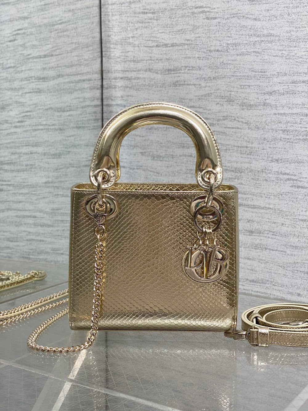 new-designer-premium-bags-nm16764