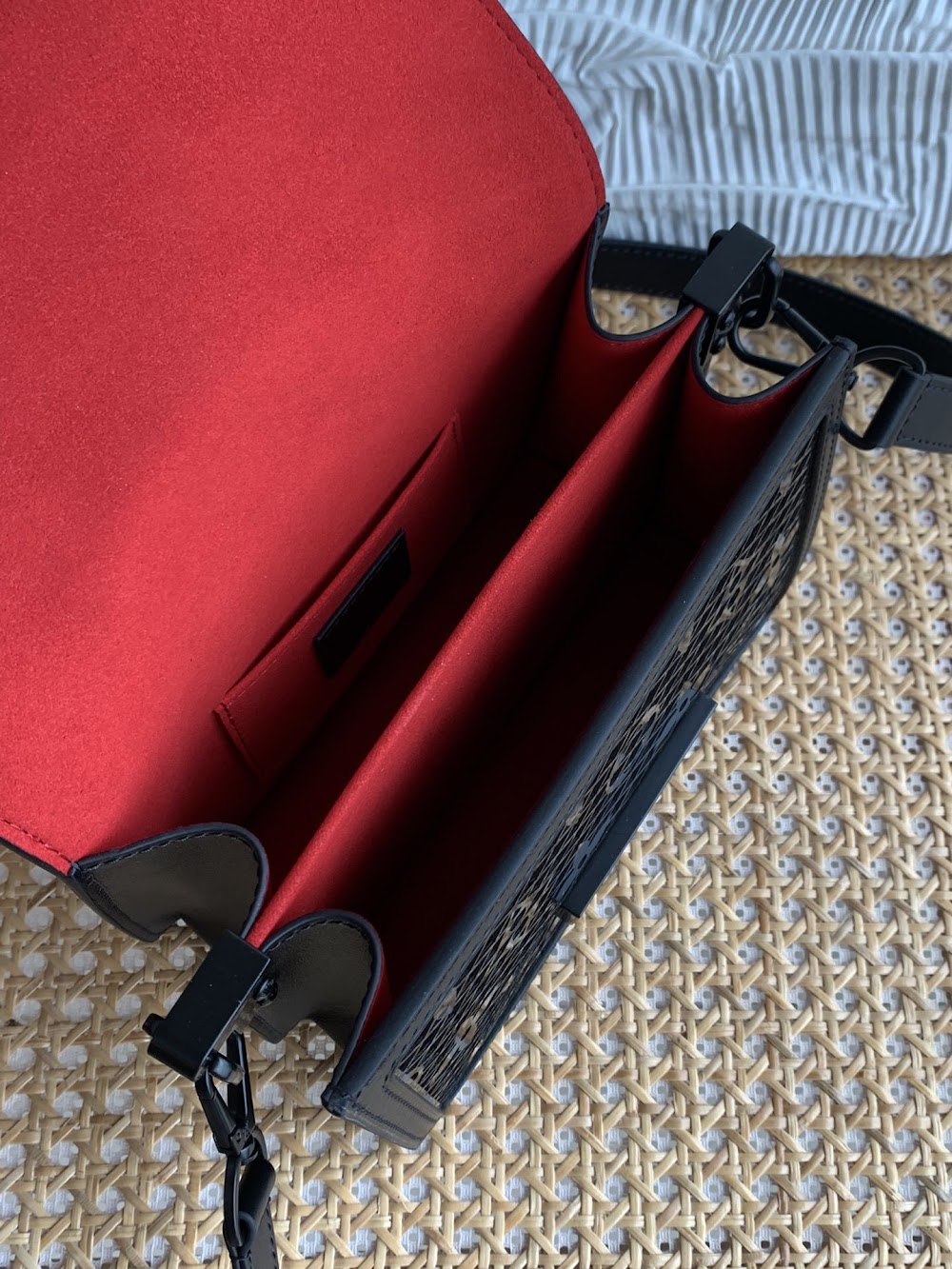 Dragons Bags ln Luxury Bag --60897