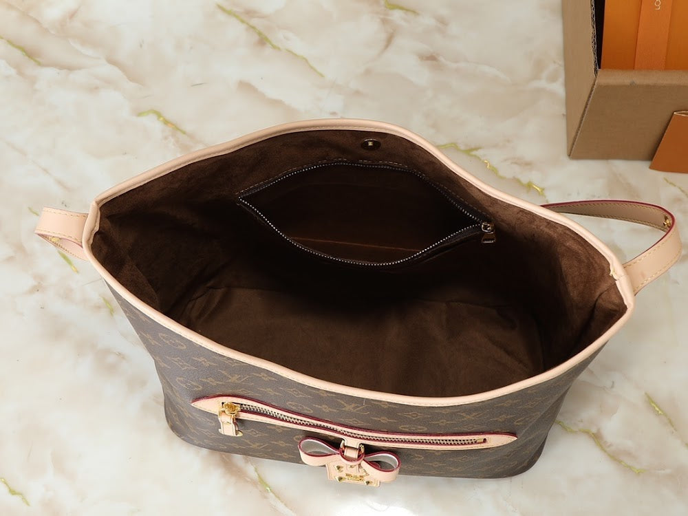 Dragons Bags ln Luxury Bag --77727
