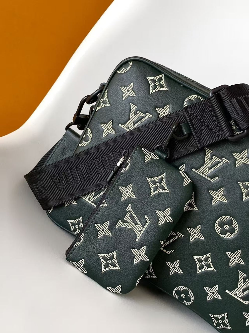 Dragons Bags ln Luxury Bag --71585