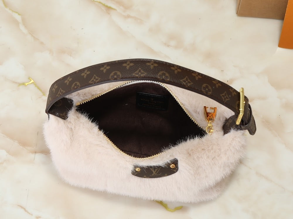 Dragons Bags ln Luxury Bag --77604